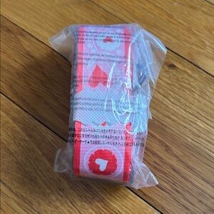 NWT Lug 1.5”W Valentine Strap 💌